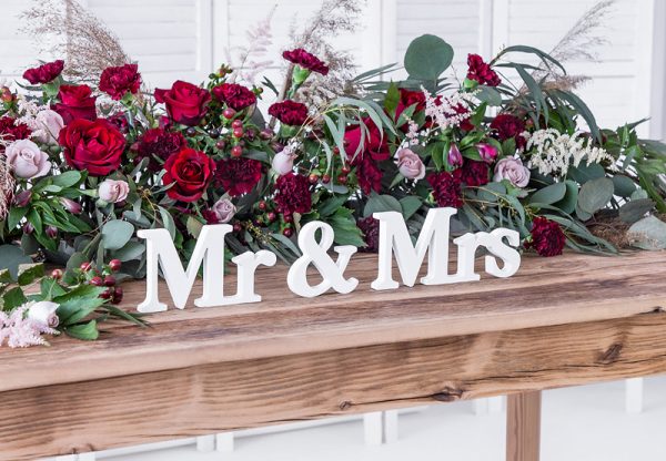 Drevená dekorácia - Mr & Mrs-2
